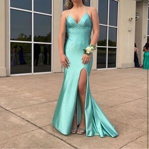 Elegant Aqua prom dress